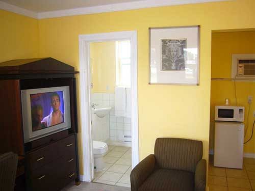 Eastcourt London Motel ภายนอก รูปภาพ